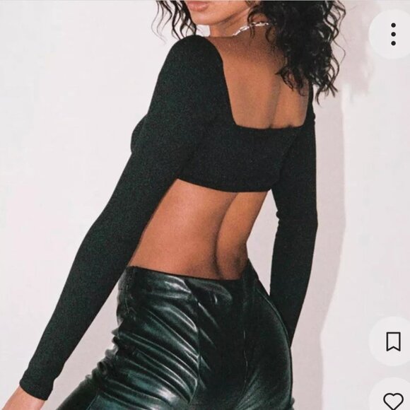 PRINCESS POLLY Black Wired Straight Neckline Becca Long Sleeve Crop Top 6 - Picture 2 of 4
